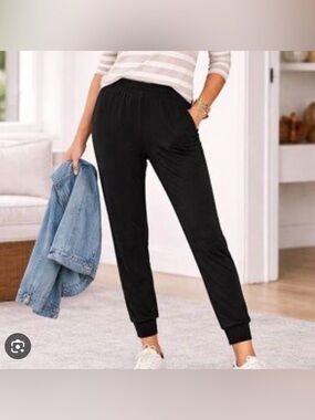 NWOT CAbi Black Elastic-Waist Jogger Pants #3742 Size Small